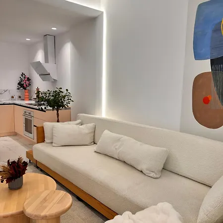 公寓 Noon 地拉那