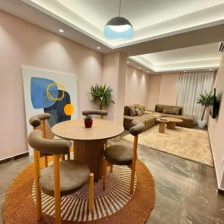 Apartment Noon