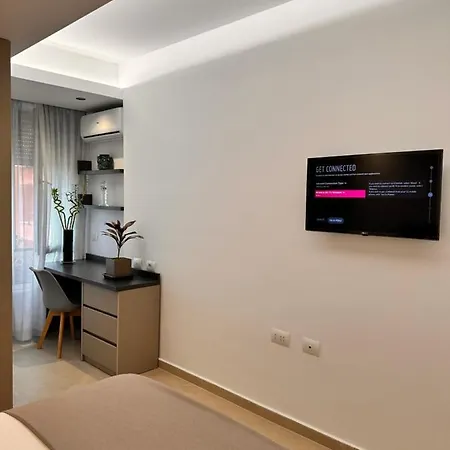 Noon Apartment *