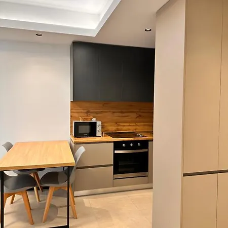 Noon Apartment Tirana