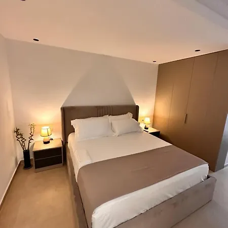 Noon Apartment