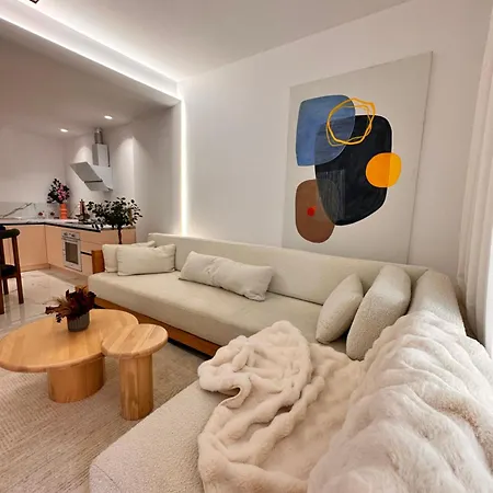 Noon Apartment Tirana