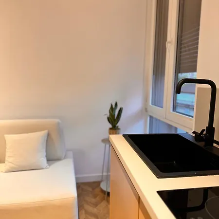 Apartment Noon