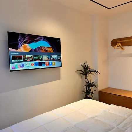 Noon Apartment *